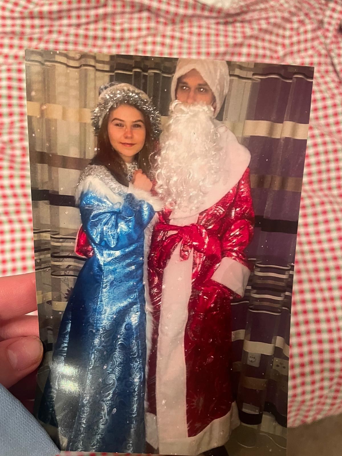 Violetta mit Weihnachtsmann Edik